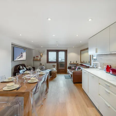 Appartement Renove, 3 Chambres, Centre 1850 Avec Parking - Fr-1-564-87