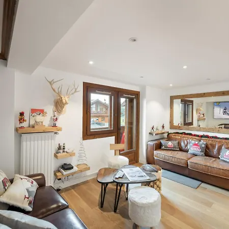 Appartement Renove, 3 Chambres, Centre 1850 Avec Parking - Fr-1-564-87 Courchevel